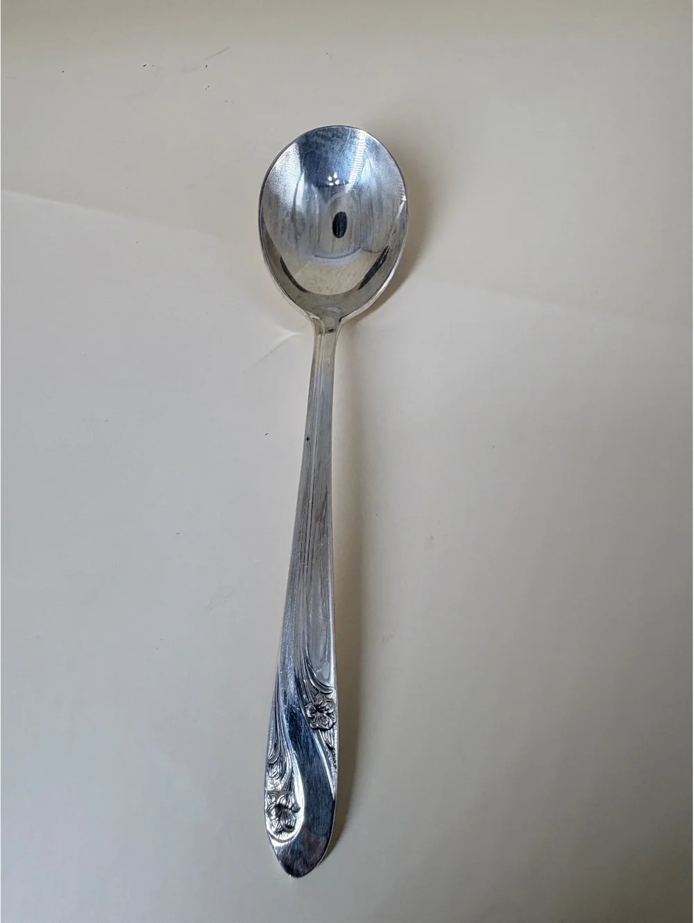 Holmes & Edwards Deep Silver Floral Sugar Spoon Silverplate 6”